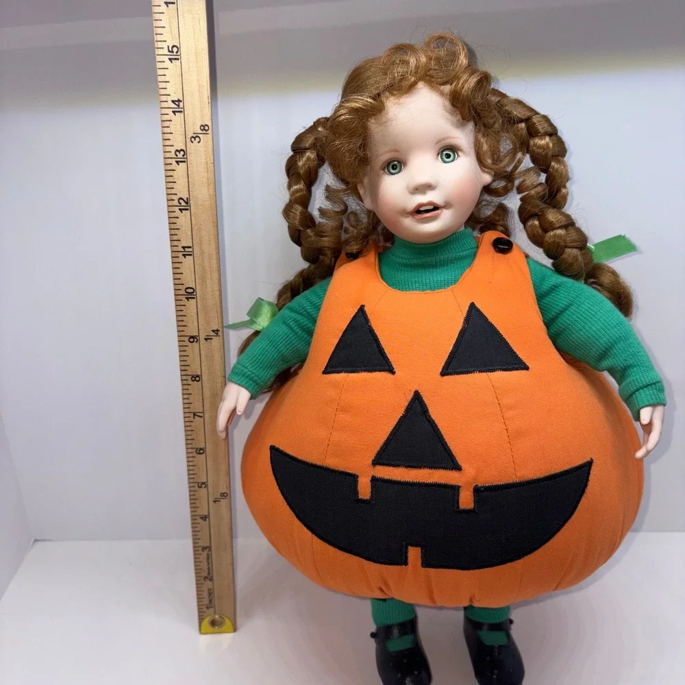 Vintage 1993 Lil' Punkin Hamilton Collection Porcelain Doll Halloween Girl 15